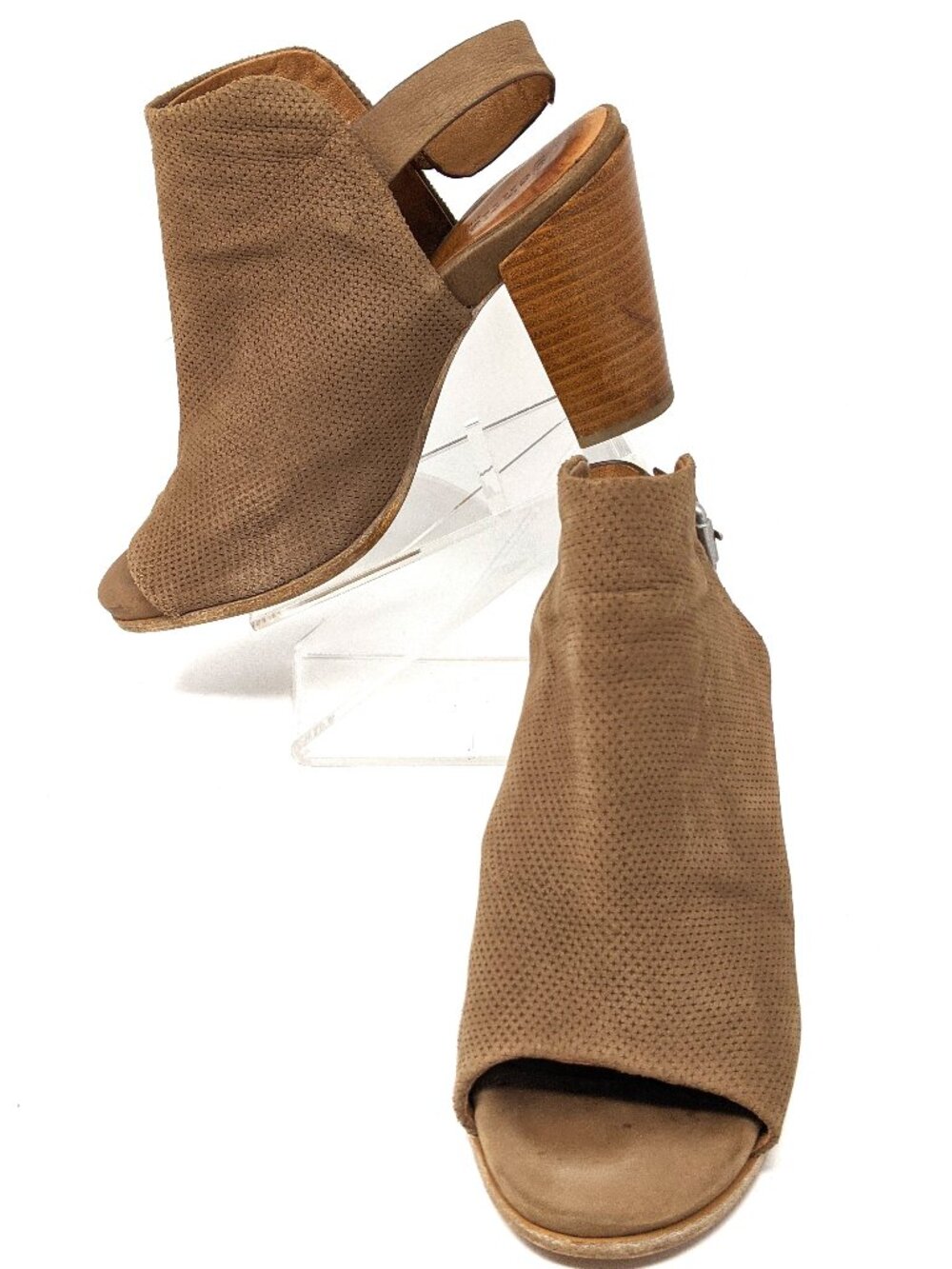 Kenneth Cole Suede Peep Toe Block Heel Shoes Gentle Souls Sz 9 Sling Back